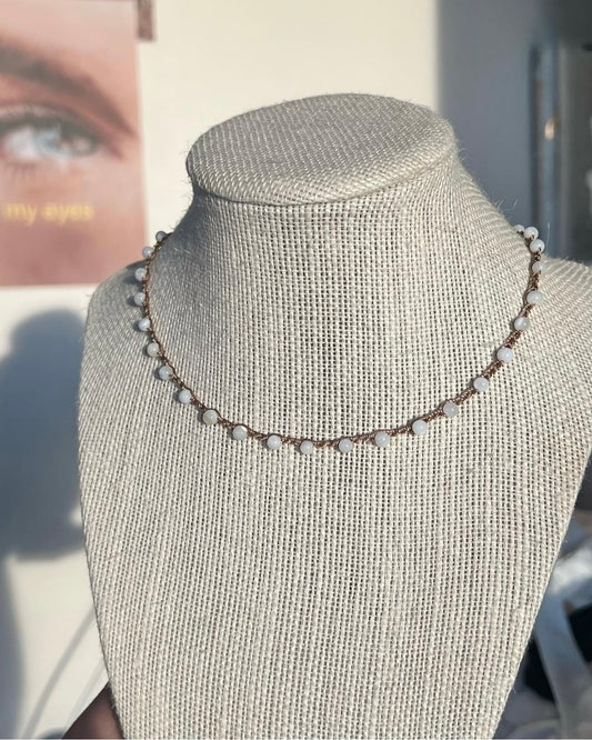 White Loose Choker